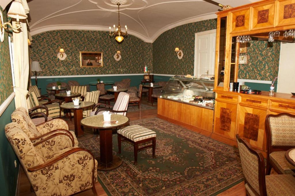 Arany Strucc Hotel ケーセグ エクステリア 写真